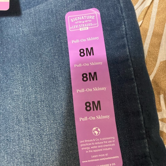 Signature by levi Strauss pull- on skinny Size 8M - Picture 4 of 8